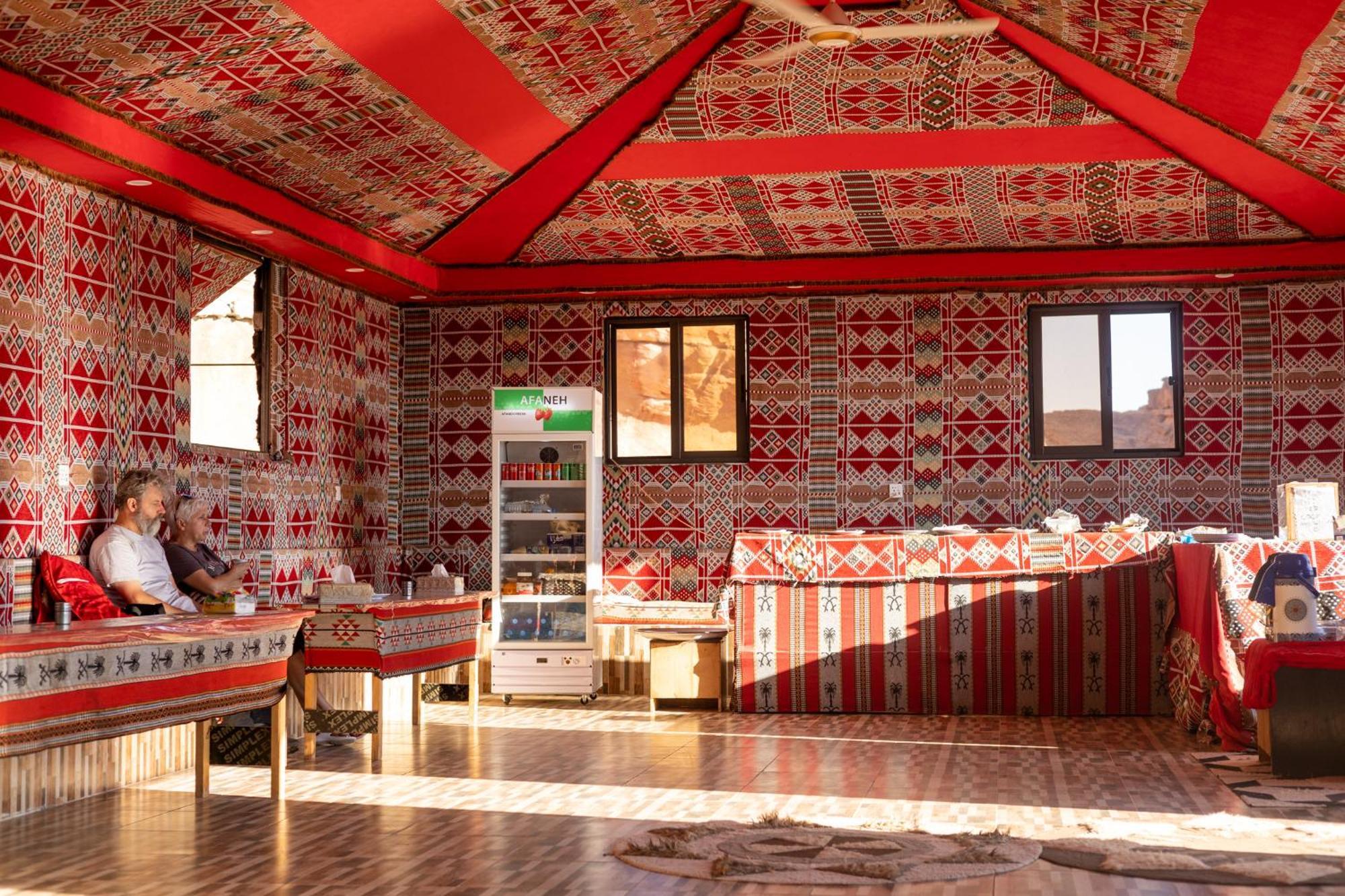 Beduin Star Trail Camp Panzió Rum vádi Kültér fotó